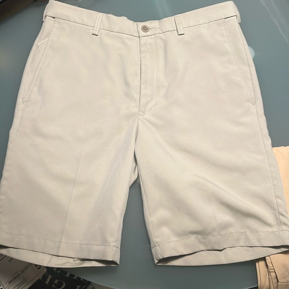 HAGGAR Comfort Stretch Waist Creased Dress Short